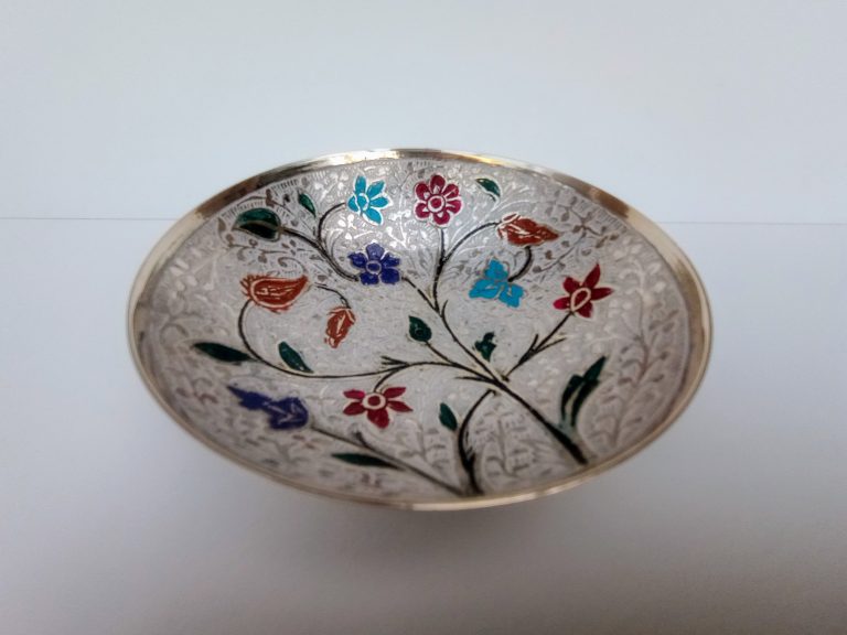 White Metal Bowl - £10